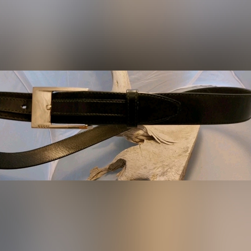 Gucci Men's Black Leather Belt with Solid Gold Brass Buckle, 35", 36", 37" - Picture 7 of 10